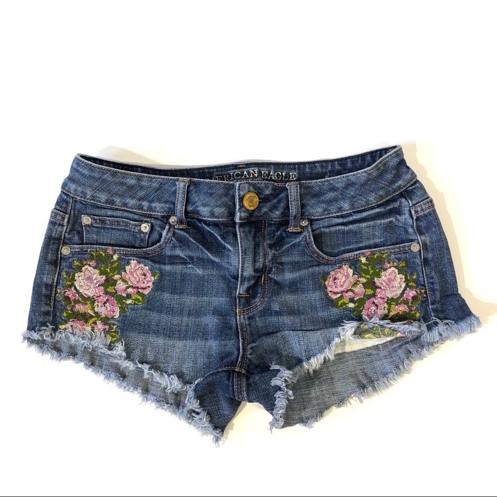 American Eagle Low Rise Stretch Jean Shorts